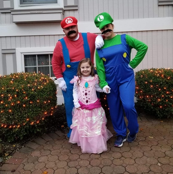 Meet your Posher, Angie - Picture 6 of 8